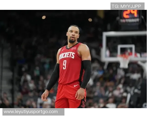 狄龙布鲁克斯NBA生涯助攻突破千次成就引发热议与期待 狄龙布鲁克斯NBA生涯助攻突破千次成就引发热议与期待