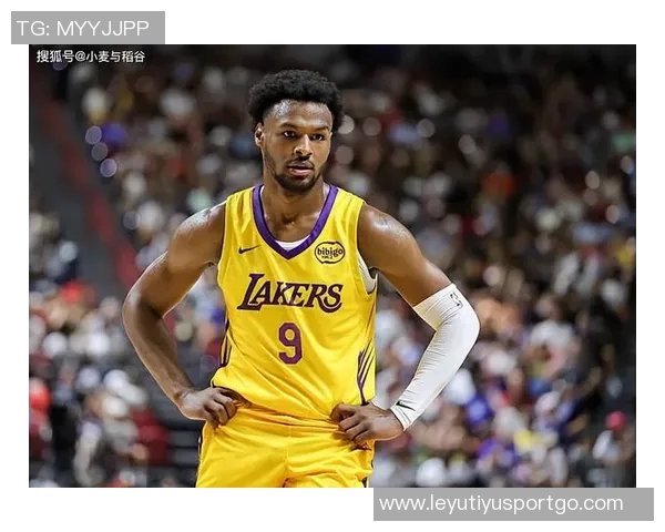 夸梅直言詹姆斯为何坚持让布朗尼进NBA建议其多看保罗的比赛学习技巧